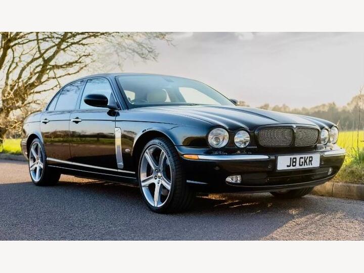 Jaguar XJR 4.2 V8 Portfolio 4dr