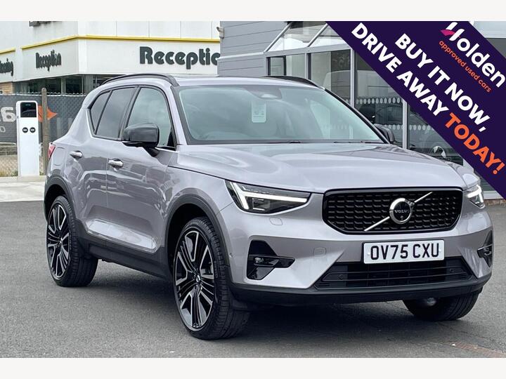 Volvo XC40 2.0 B4 MHEV Ultra Dark DCT Auto Euro 6 (s/s) 5dr