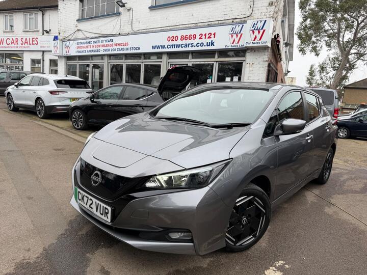 Nissan Leaf 39kWh Acenta Tech Auto 5dr