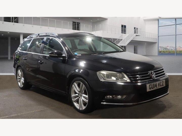 Volkswagen Passat 2.0 TDI BlueMotion Tech R-Line DSG Euro 5 (s/s) 5dr