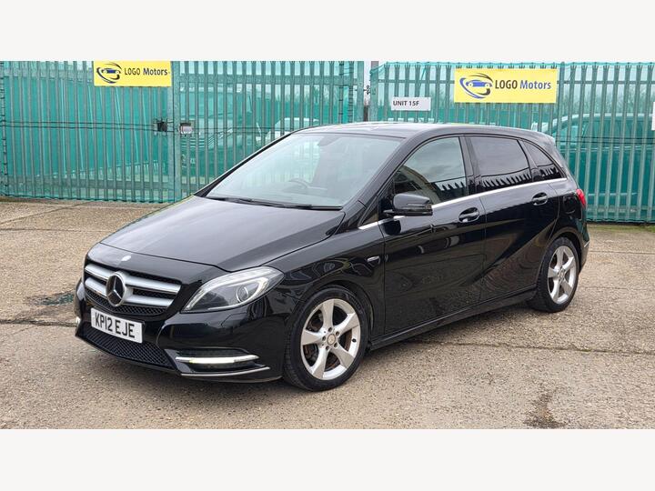 Mercedes-Benz B Class 1.6 B180 BlueEfficiency Sport 7G-DCT Euro 5 (s/s) 5dr Mercedes-Benz B Class 1.6 B180 BlueEfficiency Sport 7G-DCT Euro 5 (s/s) 5dr