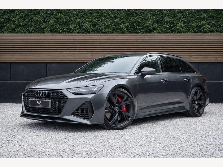 Audi RS6 AVANT 4.0 TFSI V8 Carbon Black Tiptronic Quattro Euro 6 (s/s) 5dr Audi RS6 AVANT 4.0 TFSI V8 Carbon Black Tiptronic Quattro Euro 6 (s/s) 5dr
