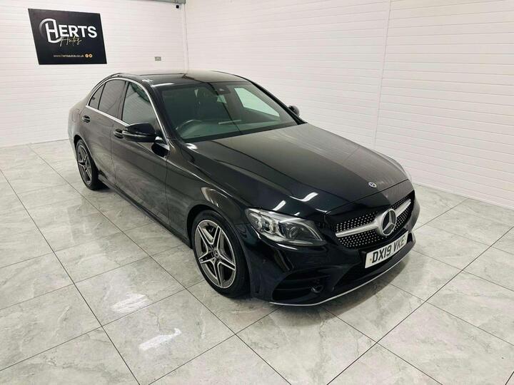 Mercedes-Benz C-CLASS 2.0 C300 AMG Line (Premium) G-Tronic+ Euro 6 (s/s) 4dr Mercedes-Benz C-CLASS 2.0 C300 AMG Line (Premium) G-Tronic+ Euro 6 (s/s) 4dr