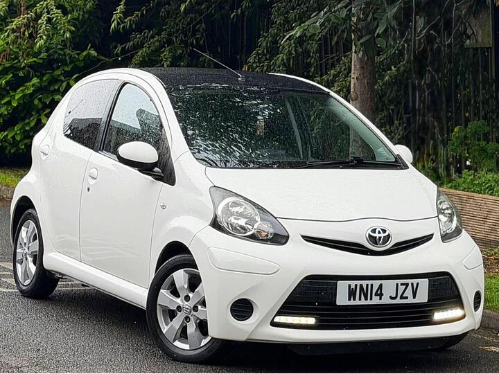 Toyota AYGO 1.0 VVT-i Move Euro 5 5dr