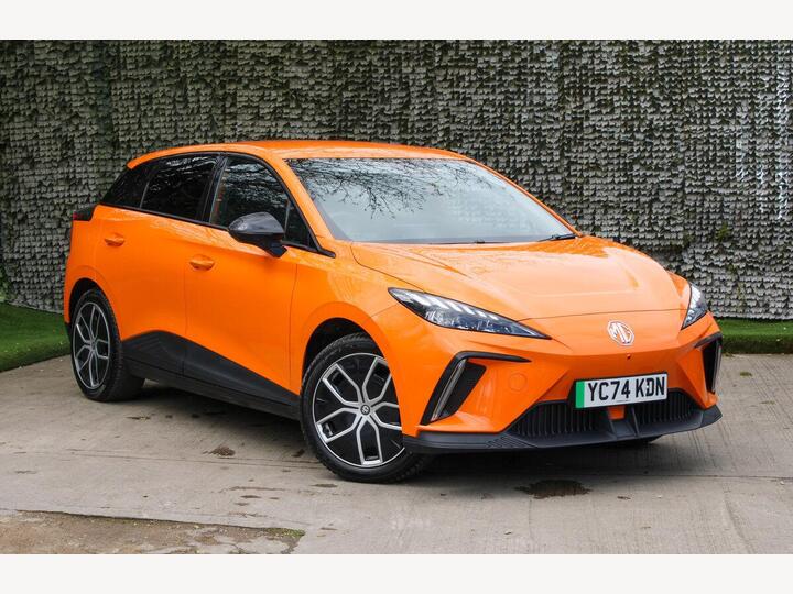 MG 4 64kWh Trophy Long Range Auto 5dr