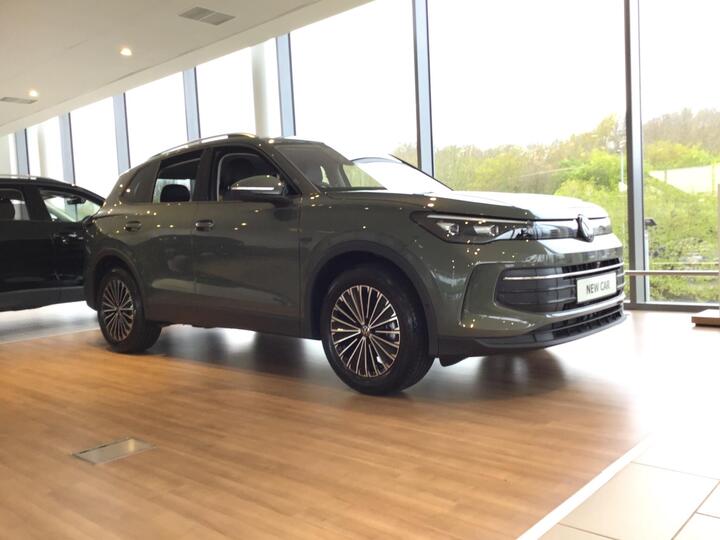 Volkswagen Tiguan 1.5 ETSI MHEV Match DSG Euro 6 (s/s) 5dr
