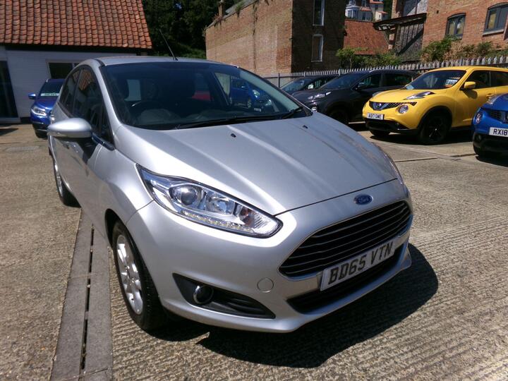 Ford Fiesta 1.25 Zetec Euro 6 5dr