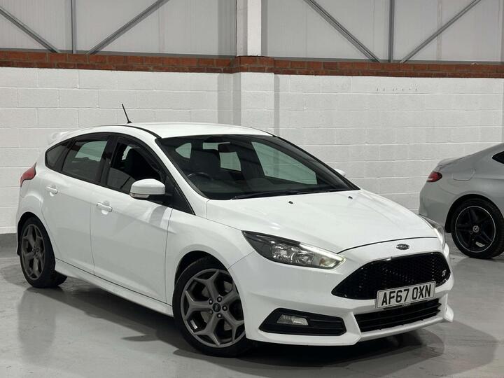 Ford FOCUS 2.0T EcoBoost ST-2 Euro 6 (s/s) 5dr