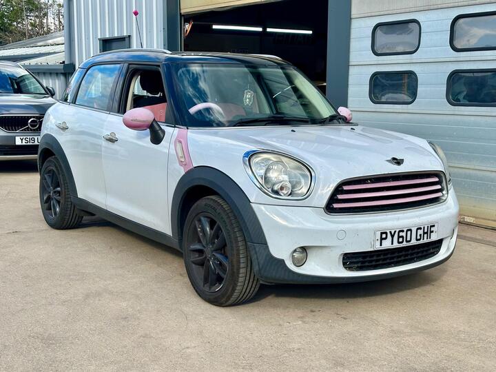 MINI Countryman 1.6 Cooper Euro 5 (s/s) 5dr