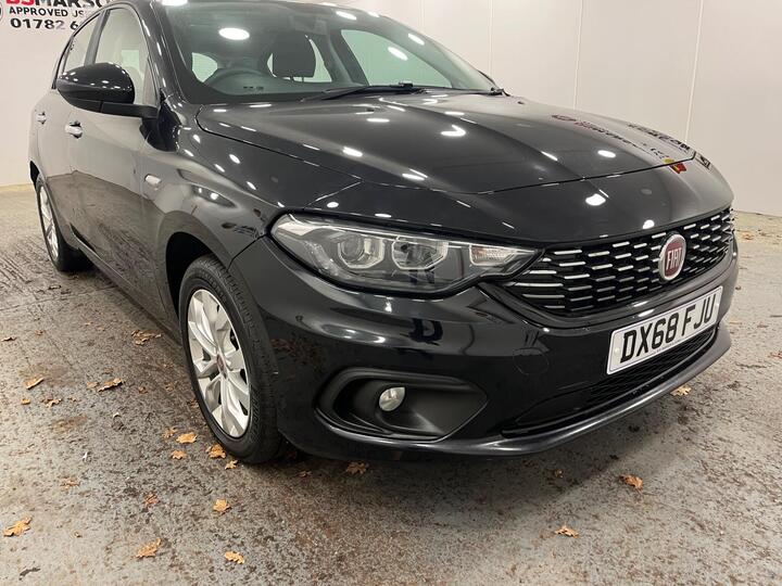 Fiat Tipo 1.6 MultiJetII Easy + DDCT Euro 6 (s/s) 5dr