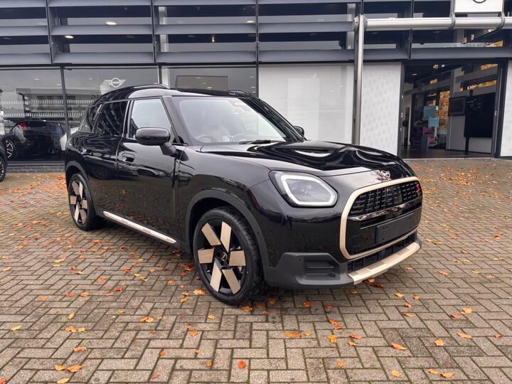 MINI Countryman 2.0S MHEV Exclusive Auto ALL4 Euro 6 (s/s) 5dr