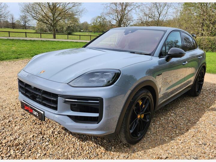 Porsche Cayenne 4.0 V8 E-Hybrid 25.9kWh Turbo TiptronicS 4WD Euro 6 (s/s) 5dr