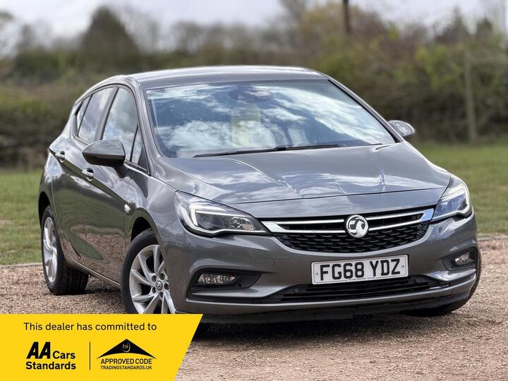 Vauxhall Astra 1.6 CDTi BlueInjection Tech Line Nav Euro 6 (s/s) 5dr
