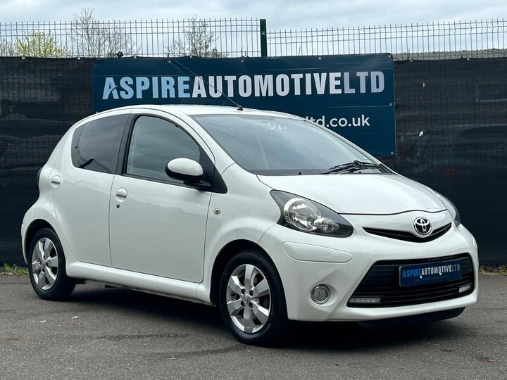 Toyota AYGO 1.0 VVT-i Fire Euro 5 5dr