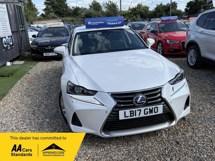 Lexus IS 2.5 300h Advance E-CVT Euro 6 (s/s) 4dr