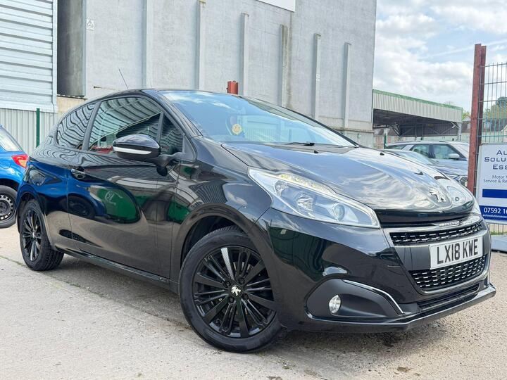 Peugeot 208 1.2 PureTech Black Edition Euro 6 3dr