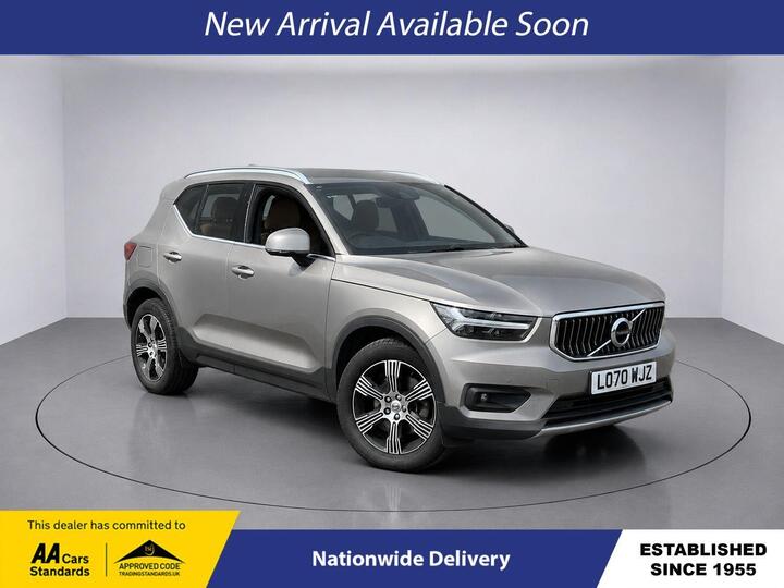 Volvo XC40 2.0 B4 MHEV Inscription Auto Euro 6 (s/s) 5dr