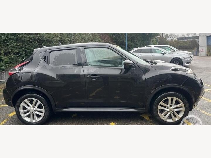 Nissan Juke 1.2 DIG-T Acenta Premium Euro 6 (s/s) 5dr