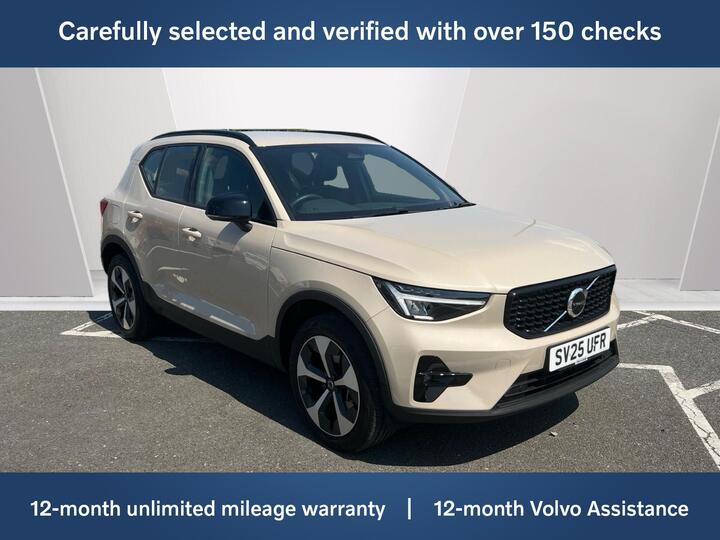 Volvo XC40 2.0 B4 MHEV Plus Dark DCT Auto Euro 6 (s/s) 5dr