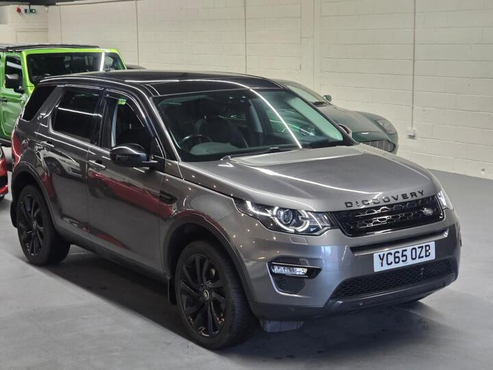 Land Rover DISCOVERY SPORT 2.0 TD4 HSE Black Auto 4WD Euro 6 (s/s) 5dr Land Rover DISCOVERY SPORT 2.0 TD4 HSE Black Auto 4WD Euro 6 (s/s) 5dr