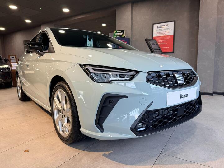 SEAT Ibiza 1.0 TSI FR First Edition Euro 6 (s/s) 5dr