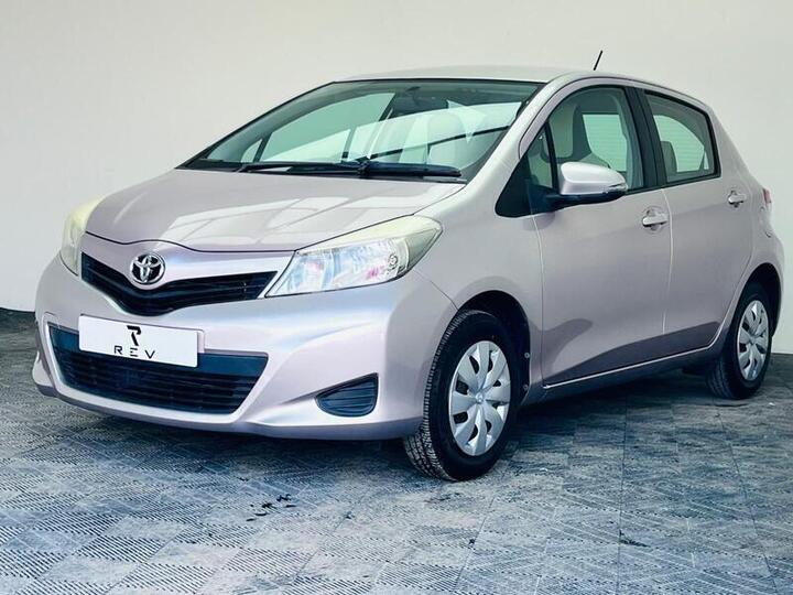 Toyota Yaris 1.33 Dual VVT-i Icon Multidrive S Euro 5 5dr