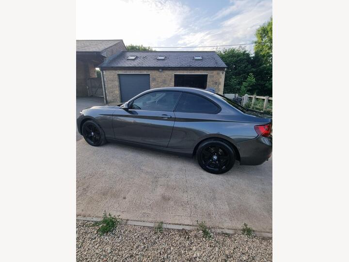 BMW 2 Series 2.0 220i Sport Auto Euro 6 (s/s) 2dr