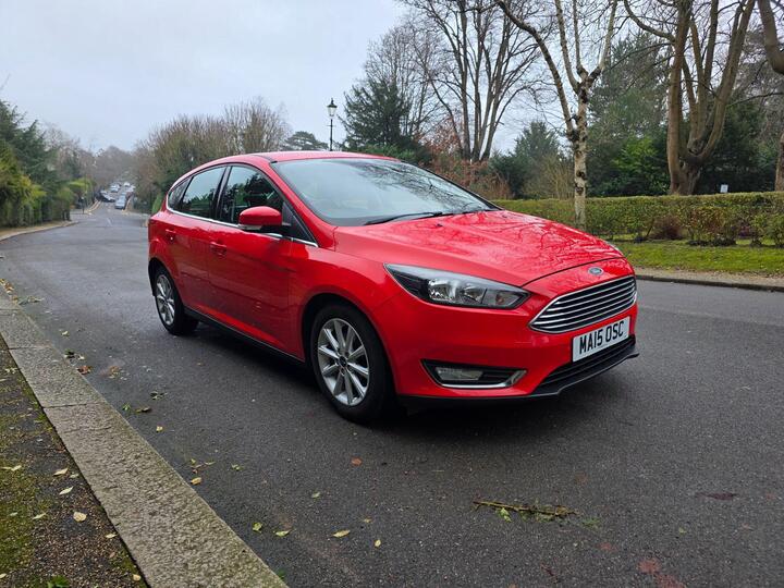Ford Focus 1.6 Titanium Powershift Euro 6 5dr