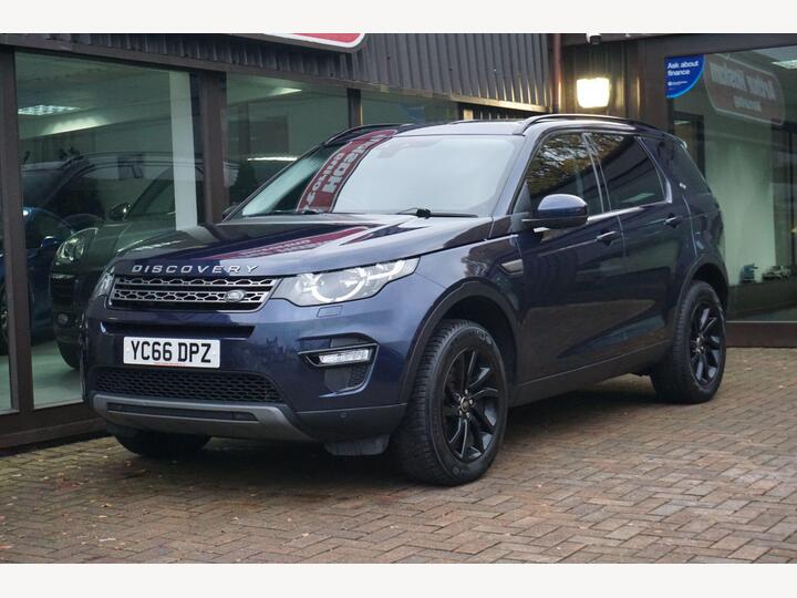 Land Rover Discovery Sport 2.0 TD4 SE Tech Auto 4WD Euro 6 (s/s) 5dr Land Rover Discovery Sport 2.0 TD4 SE Tech Auto 4WD Euro 6 (s/s) 5dr