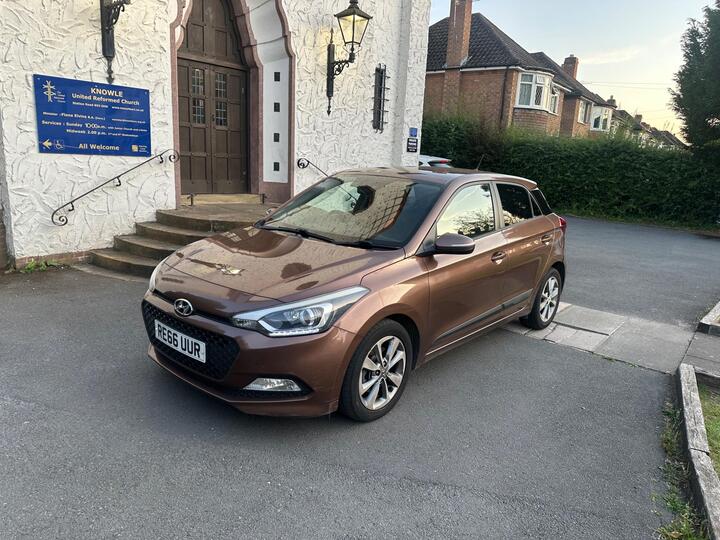 Hyundai I20 1.4 CRDi Premium Euro 6 5dr Hyundai I20 1.4 CRDi Premium Euro 6 5dr