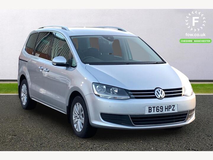 Volkswagen Sharan 2.0 TDI SE Nav Euro 6 (s/s) 5dr Volkswagen Sharan 2.0 TDI SE Nav Euro 6 (s/s) 5dr