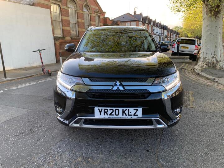 Mitsubishi Outlander 2.4h TwinMotor 13.8kWh Design CVT 4WD Euro 6 (s/s) 5dr