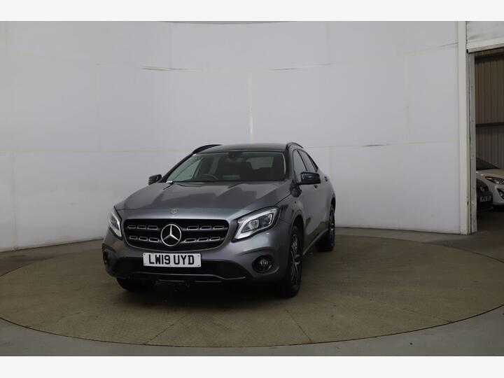 Mercedes-Benz GLA 1.6 GLA180 Urban Edition 7G-DCT Euro 6 (s/s) 5dr