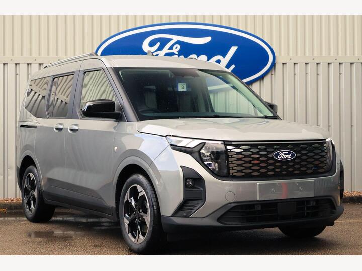Ford E-Tourneo Courier 43kWh Titanium Auto 5dr