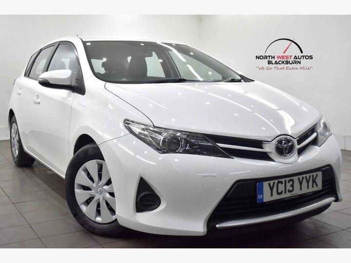 Toyota Auris 1.33 Dual VVT-i Active Euro 5 (s/s) 5dr