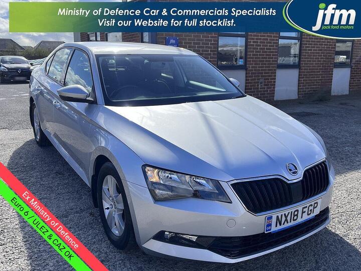 Skoda Superb 1.6 TDI S Euro 6 (s/s) 5dr Skoda Superb 1.6 TDI S Euro 6 (s/s) 5dr