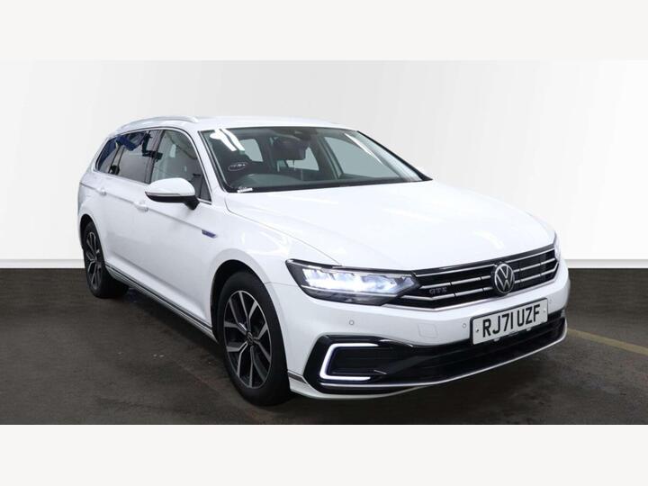 Volkswagen PASSAT 1.4 TSI 13kWh GTE DSG Euro 6 (s/s) 5dr