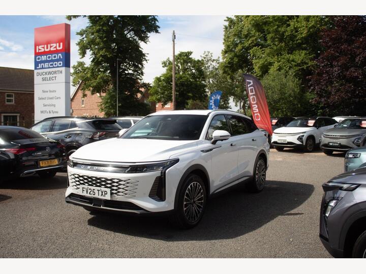 Omoda OMODA 9 1.5T SHS 34.46kWh Noble DHT3 4WD Euro 6 (s/s) 5dr