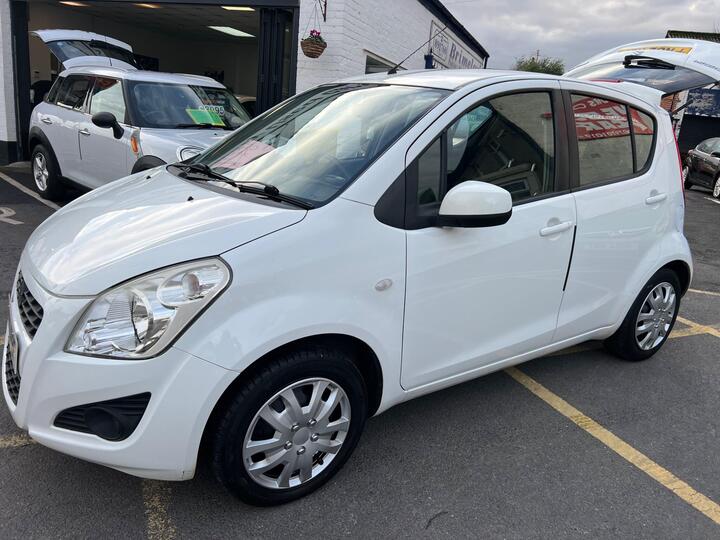 Suzuki Splash 1.0 12V SZ2 Euro 5 5dr Suzuki Splash 1.0 12V SZ2 Euro 5 5dr