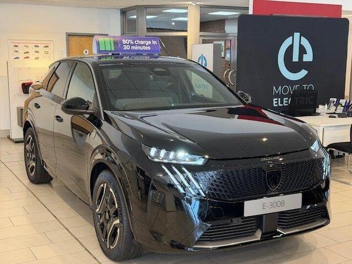 Peugeot E-3008 73kWh GT Auto 5dr (11kW Charger)