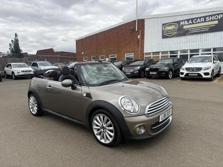 MINI Convertible 1.6 Cooper Steptronic Euro 5 2dr