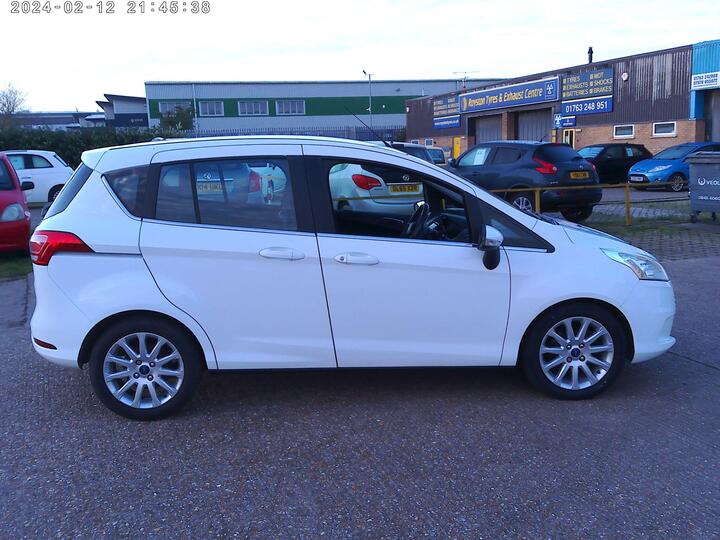Ford B-Max 1.0T EcoBoost Titanium Euro 5 5dr