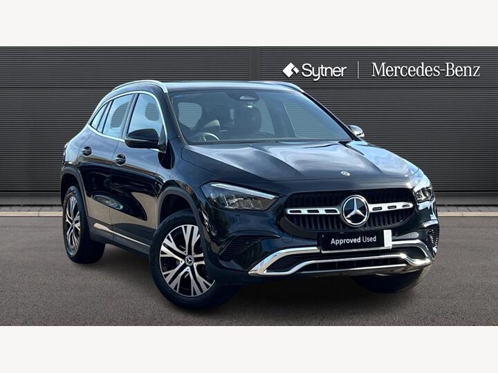 Mercedes-Benz GLA CLASS 2.0 GLA200d Sport (Executive) 8G-DCT Euro 6 (s/s) 5dr
