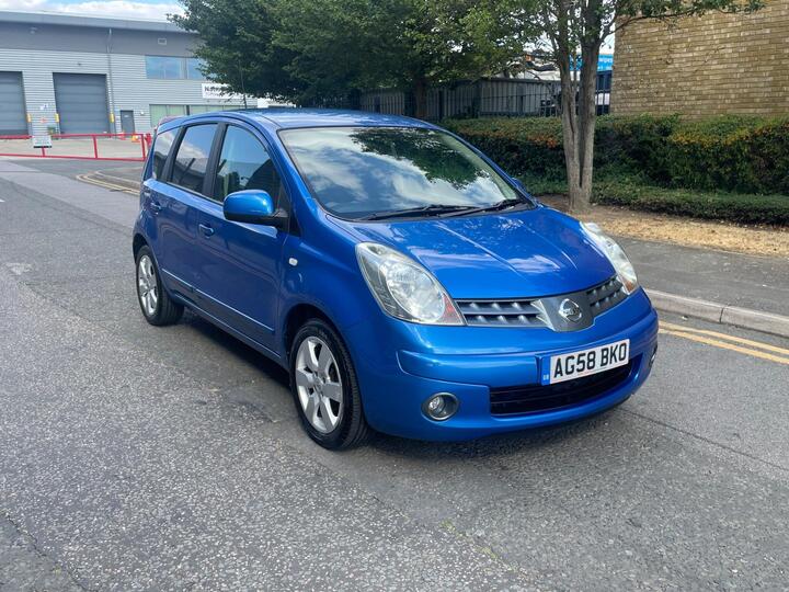Nissan Note 1.6 16V Tekna Auto Euro 4 5dr