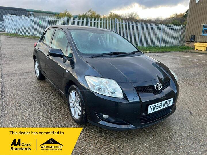 Toyota Auris 1.4 VVT-i TR 5dr Toyota Auris 1.4 VVT-i TR 5dr