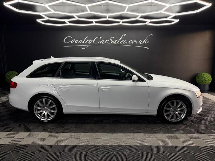 Audi A4 AVANT 2.0 TDI SE Technik Euro 5 (s/s) 5dr