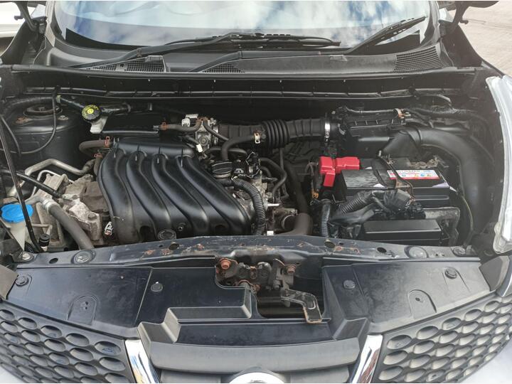 Nissan Juke 1.6 Acenta Premium Euro 5 (s/s) 5dr Nissan Juke 1.6 Acenta Premium Euro 5 (s/s) 5dr