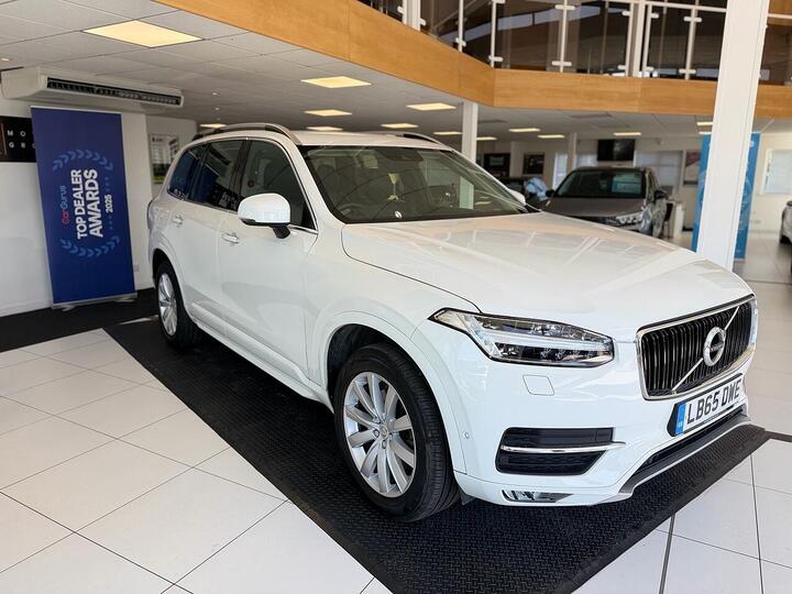 Volvo XC90 2.0 D5 Momentum Geartronic 4WD Euro 6 (s/s) 5dr