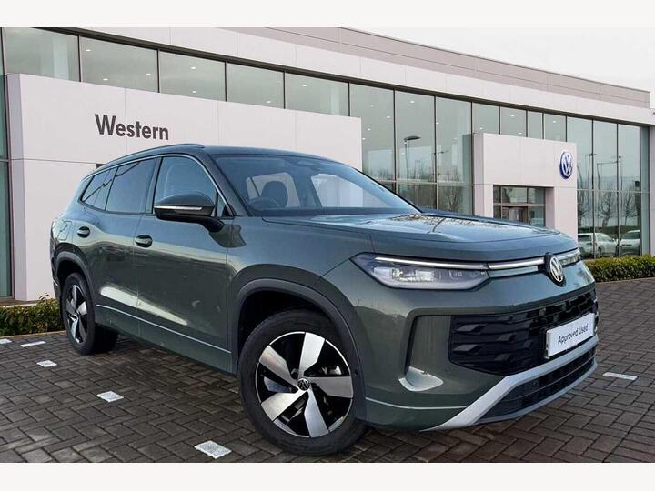 Volkswagen Tayron 1.5 TSI EHybrid 19.7kWh Match DSG Euro 6 (s/s) 5dr Volkswagen Tayron 1.5 TSI EHybrid 19.7kWh Match DSG Euro 6 (s/s) 5dr