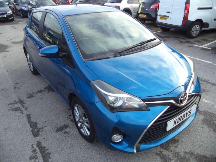 Toyota Yaris 1.33 Dual VVT-i Icon Euro 5 5dr Euro 5